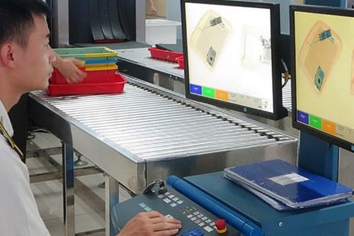 Lần theo dấu vết chuyến bay hành khách 'cầm nhầm' đồng hồ hiệu của người khác
