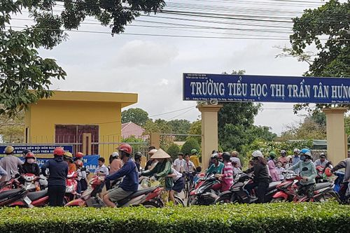 Vụ hiệu trưởng tự ý lạm thu ở Long An: Bao giờ bị xử lý?