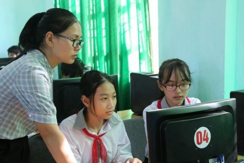 Ứng dụng CNTT hỗ trợ đổi mới nội dung, phương pháp dạy, học