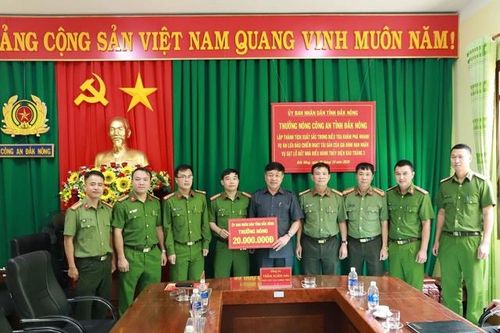 Khởi tố kẻ chiếm đoạt 100 triệu đồng của vợ nạn nhân tử vong ở Rào Trăng 3
