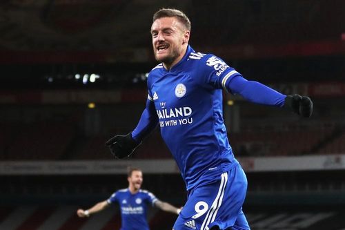 Leicester chấm dứt chuỗi bất bại 27 năm của Arsenal