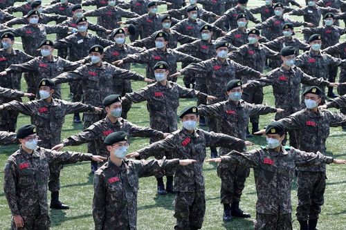 Thanh niên Hàn Quốc có thể thực hiện nghĩa vụ quân sự trong… nhà tù