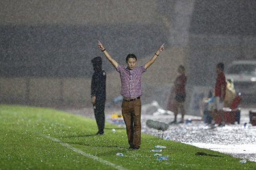 Có một 'ông trời' ở V-League?