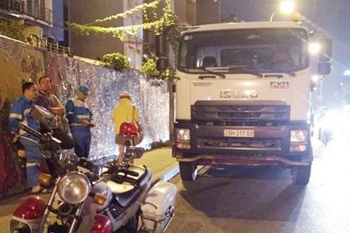 Hàng loạt xe chở rác gây ô nhiễm môi trường bị xử lý