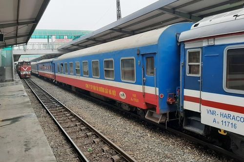 Đường sắt lỗ khoảng 2.000 tỷ đồng vì dịch COVID-19 và bão lũ