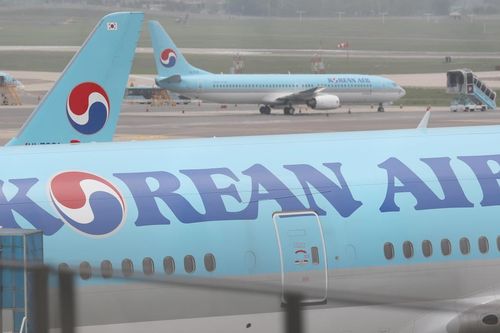Dịch COVID-19: Hàn Quốc bắt đầu nối lại các chặng bay quốc tế