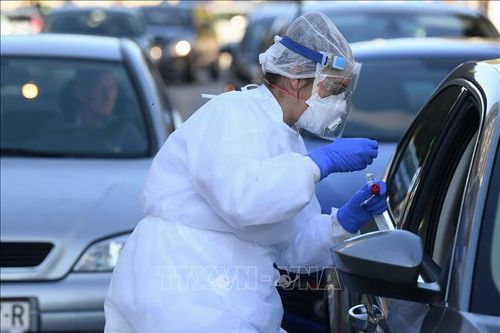 Croatia, Slovenia siết chặt các biện pháp chống dịch COVID-19