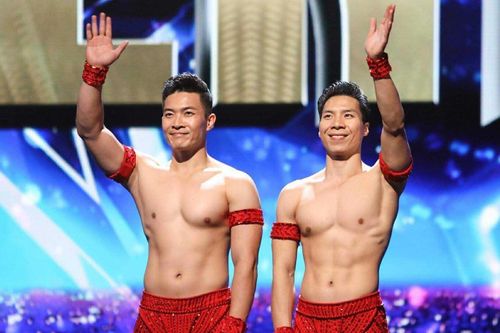 Quốc Cơ - Quốc Nghiệp bán đấu giá trang phục từng mặc tại chung kết Britain's Got Talent trong đêm nhạc gây quỹ hướng về miền Trung