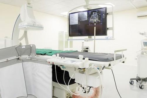 Khatoco tặng bệnh viện Đa khoa Khánh Hòa hệ thống chụp mạch máu số hóa xóa nền