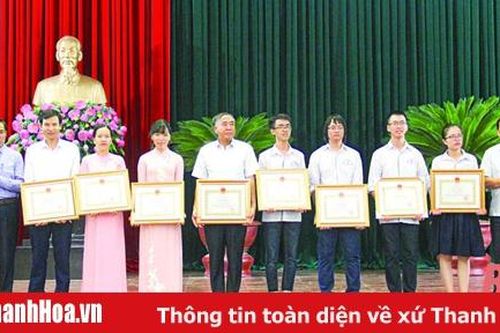 Dấu ấn sự nghiệp giáo dục và đào tạo