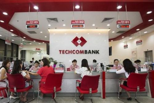 Techcombank lãi lớn 10.700 tỷ đồng trong 9 tháng đầu năm