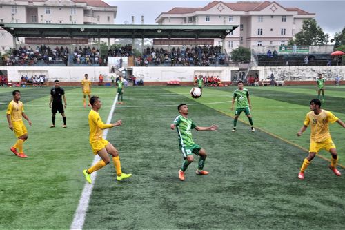 Lâm Đồng thua 0-2 trước Phù Đổng trên sân Hoàng Mai