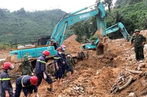 Tiếp tục công tác tìm kiếm người mất tích ở Rào Trăng 3