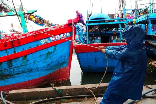 Bão số 9 hướng về Quảng Ngãi - Bình Định, tiến vào vùng biển Đà Nẵng - Phú Yên