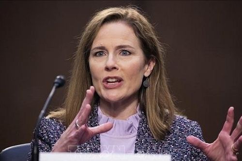 Bổ nhiệm Thẩm phán Tòa án tối cao Amy Coney Barrett: Cục diện chính trường Mỹ thay đổi ra sao?