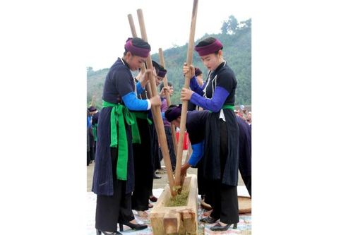 Festival thực hành tín ngưỡng thờ Mẫu Thượng Ngàn