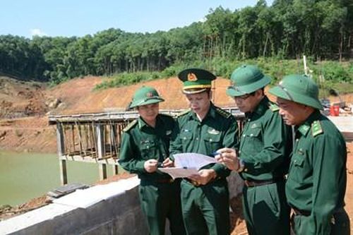 Phối hợp bảo đảm tiến độ các công trình phục vụ huấn luyện