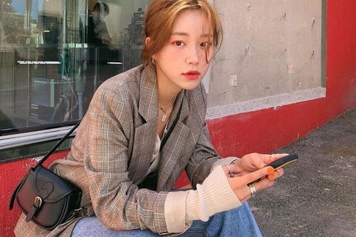 6 kiểu áo đáng sắm để phối cùng quần jeans