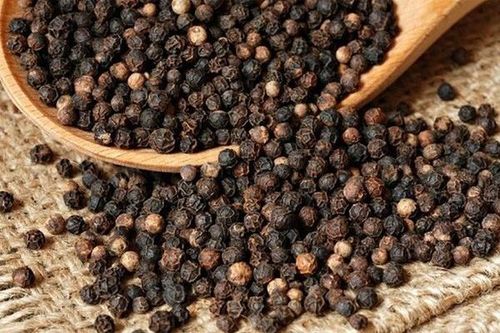 Giá hồ tiêu hôm nay 27/10: Tiếp tục tăng mạnh ở Tây Nguyên và miền Nam