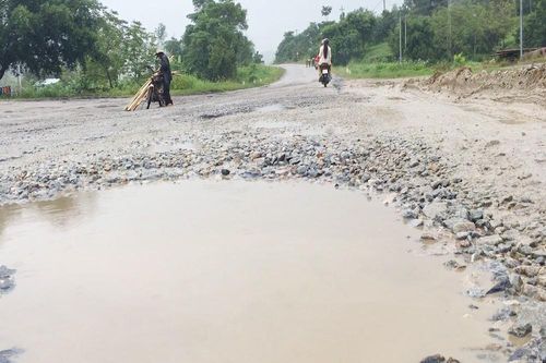 Quốc lộ 19 hỏng nặng, Cục Quản lý đường bộ ra 'tối hậu thư'