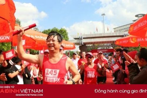 Chạy tiếp sức 'Lên cùng Việt Nam' gây quỹ hơn 3,5 tỷ đồng cho người lao động