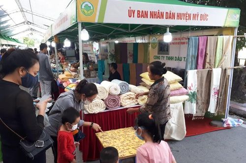 Tham gia chương trình OCOP để tìm đường tới người tiêu dùng