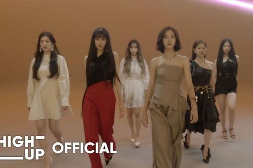 Nhóm nhạc tân binh toàn gương mặt visual - STAYC - hứa hẹn debut trong tháng 11