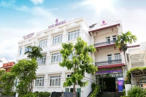 Miễn phí chỗ ở cho người dân tránh bão số 9 ở Hội An