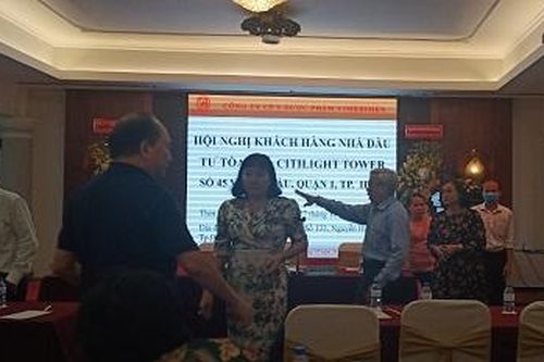 Không tìm được tiếng nói chung, Vimedimex 'tháo chạy' khỏi hội nghị nhà đầu tư!