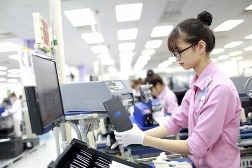 Vốn FDI rót vào Việt Nam trong 10 tháng giảm gần 20%