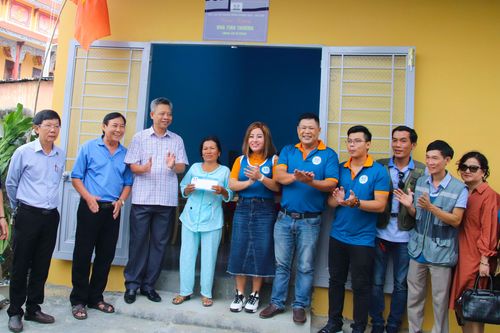 Câu lạc bộ doanh nhân Khánh Hòa - Sài Gòn thiện nguyện gần 1,6 tỷ đồng