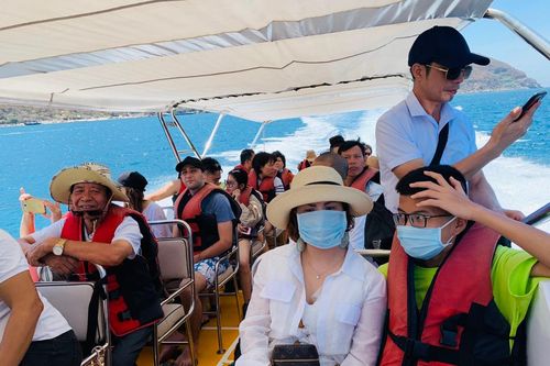 Tuyệt đối không được tổ chức các tour du lịch trong khi bão đổ bộ