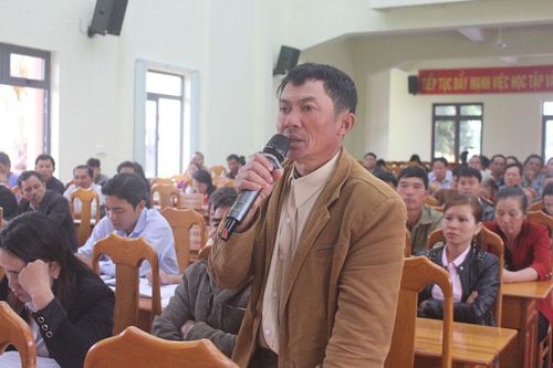 Lãnh đạo huyện Đức Trọng đối thoại với đại biểu nông dân