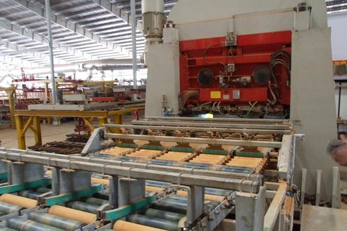 Công ty CP Gạch ngói Đồng Nai: Người thổi hồn vào đất