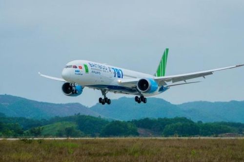 Điều chỉnh lịch trình nhiều chuyến bay do siêu bão số 9