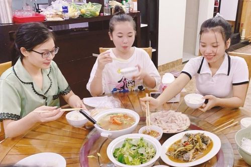 Nhà riêng, khách sạn thành nơi tránh bão miễn phí ở Đà Nẵng