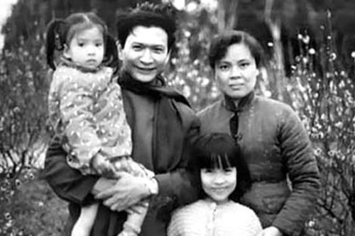 Chế Lan Viên - Làm thơ là một sự phi thường