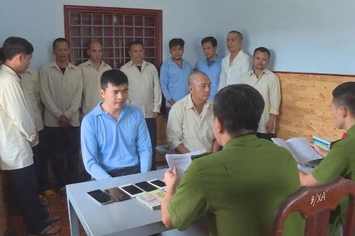 Phá đường dây cá độ bóng đá 4.000 tỷ đồng, có vũ khí