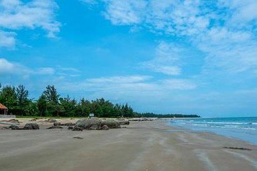 Nhiều điểm thu hút du khách ở Hồ Tràm