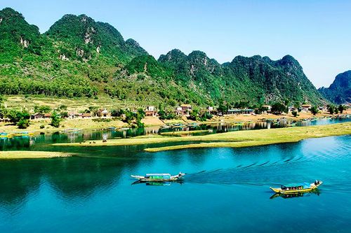 Quảng Bình phấn đấu thành tỉnh phát triển khá trong khu vực Bắc Trung Bộ