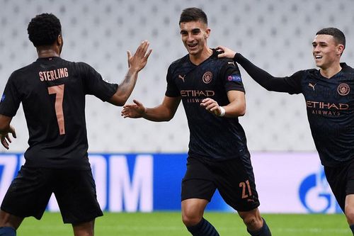 Real Madrid vẫn không thắng, Man City bay cao