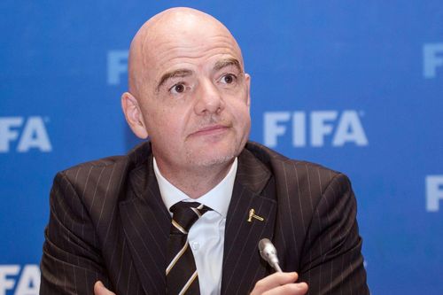 Chủ tịch FIFA xét nghiệm dương tính với Covid-19