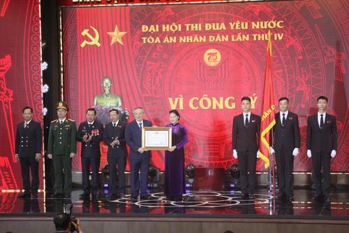 Tổ chức tốt các phong trào thi đua gắn với nâng cao chất lượng xét xử