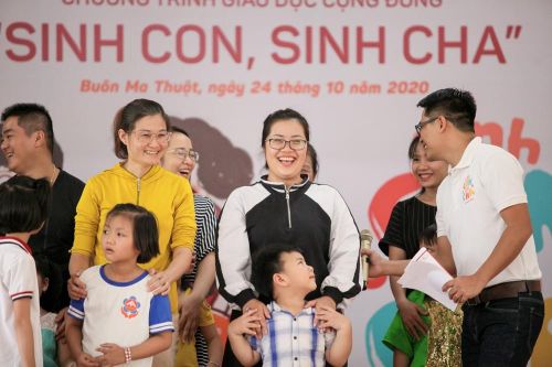 Generali: Triển khai thành công hai chương trình giáo dục cộng đồng 'Sinh Con, Sinh Cha'