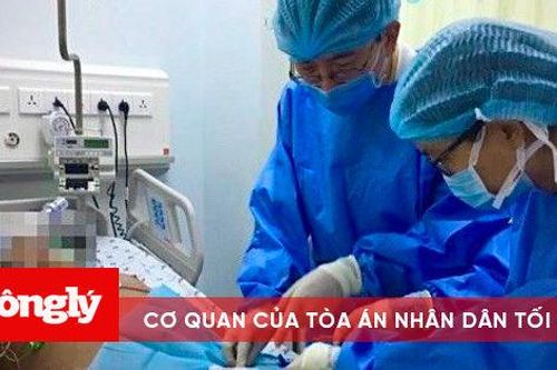 Bé trai bị ngạt nước phù phổi vì ngã xuống bể bơi