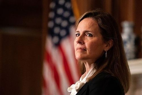 Những thách thức chờ đón nữ thẩm phán được ông Trump chọn