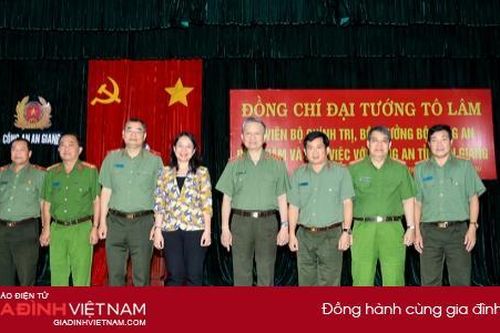 Bộ trưởng Tô Lâm thăm và làm việc với Công an tỉnh An Giang