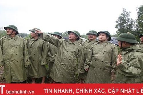 Chủ tịch UBND tỉnh Hà Tĩnh: Theo dõi sát diễn biến mưa lũ, chủ động ứng phó nguy cơ sạt lở đất