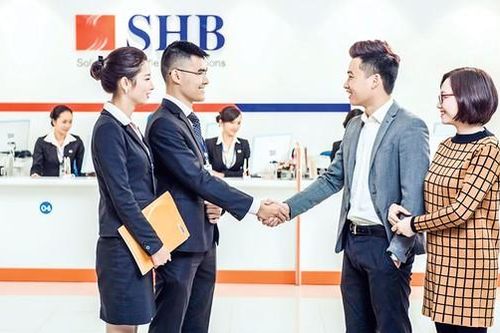 Cổ phiếu vua trở lại đường đua