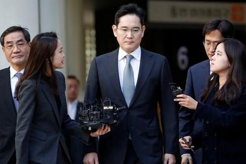 Kế hoạch kế vị của tập đoàn Samsung trở nên phức tạp do 'Thái tử' Lee Jae Yong có nguy cơ ngồi tù